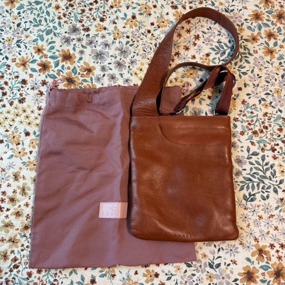 Radley London Crossbody Bag - Picture 2 of 7